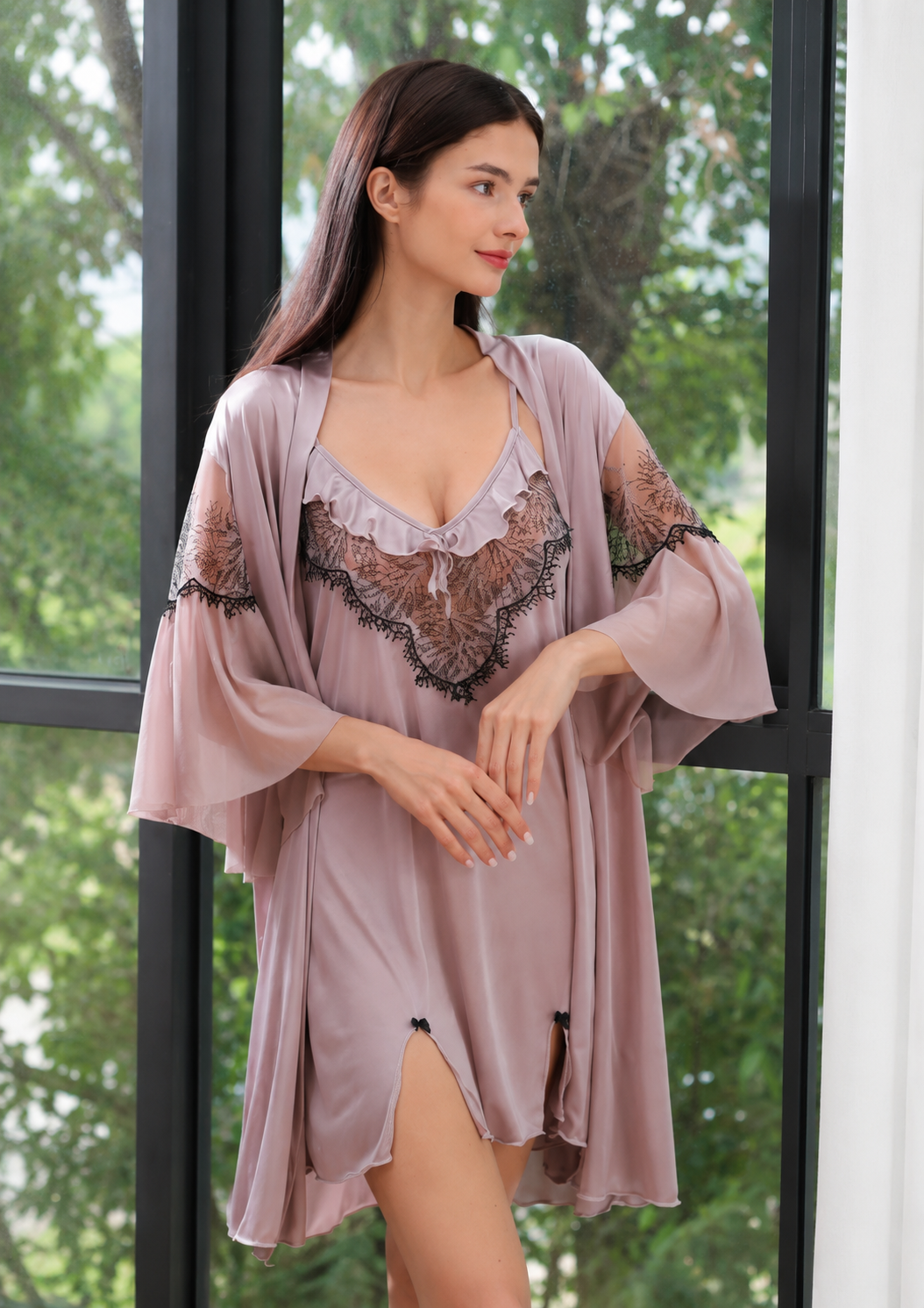 Luxe Lace 2 Piece Short Robe Set